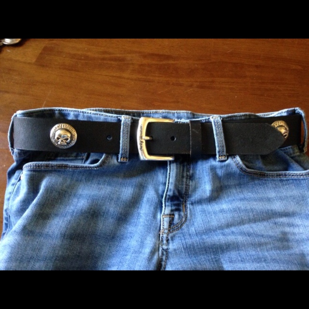 Harley Davidson skull concho belt